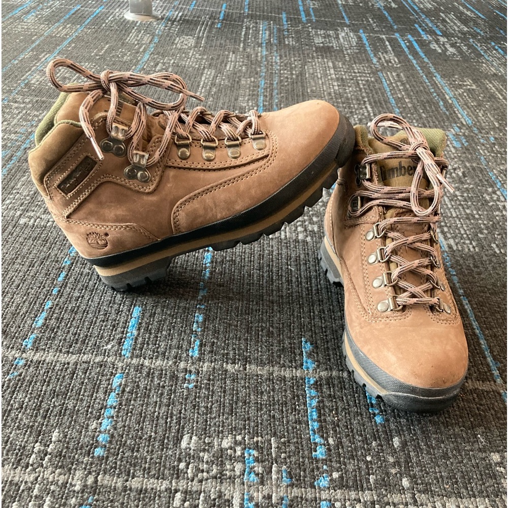Timberland Hiking Boots Size: 7.5 (boys)